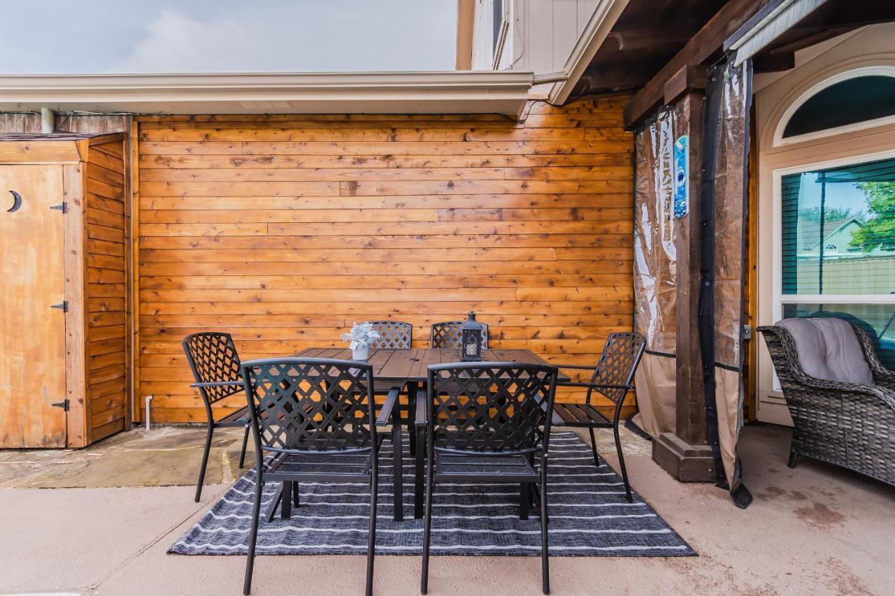 * *Astounding House **Perfect For Family And Friends , Pool , Hot Tub, & Game Room Алън Екстериор снимка