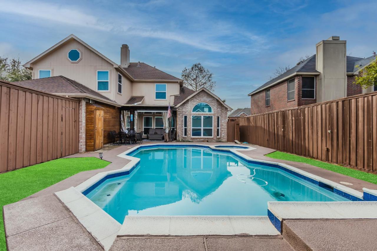 * *Astounding House **Perfect For Family And Friends , Pool , Hot Tub, & Game Room Алън Екстериор снимка